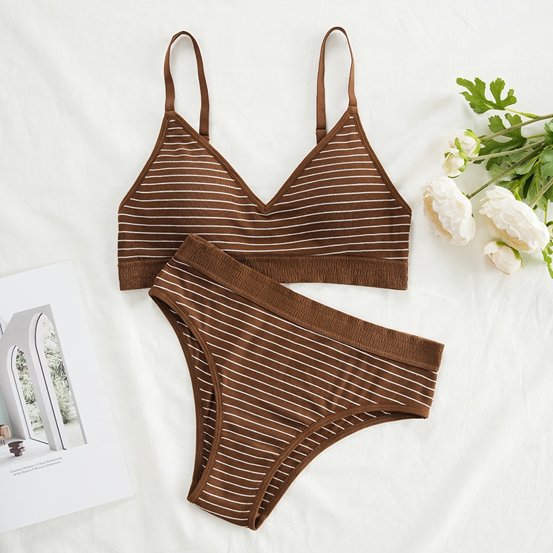 Nowy Design Gorąca Wyprzedaż B – Bralette Triangle Set recenzja i cena